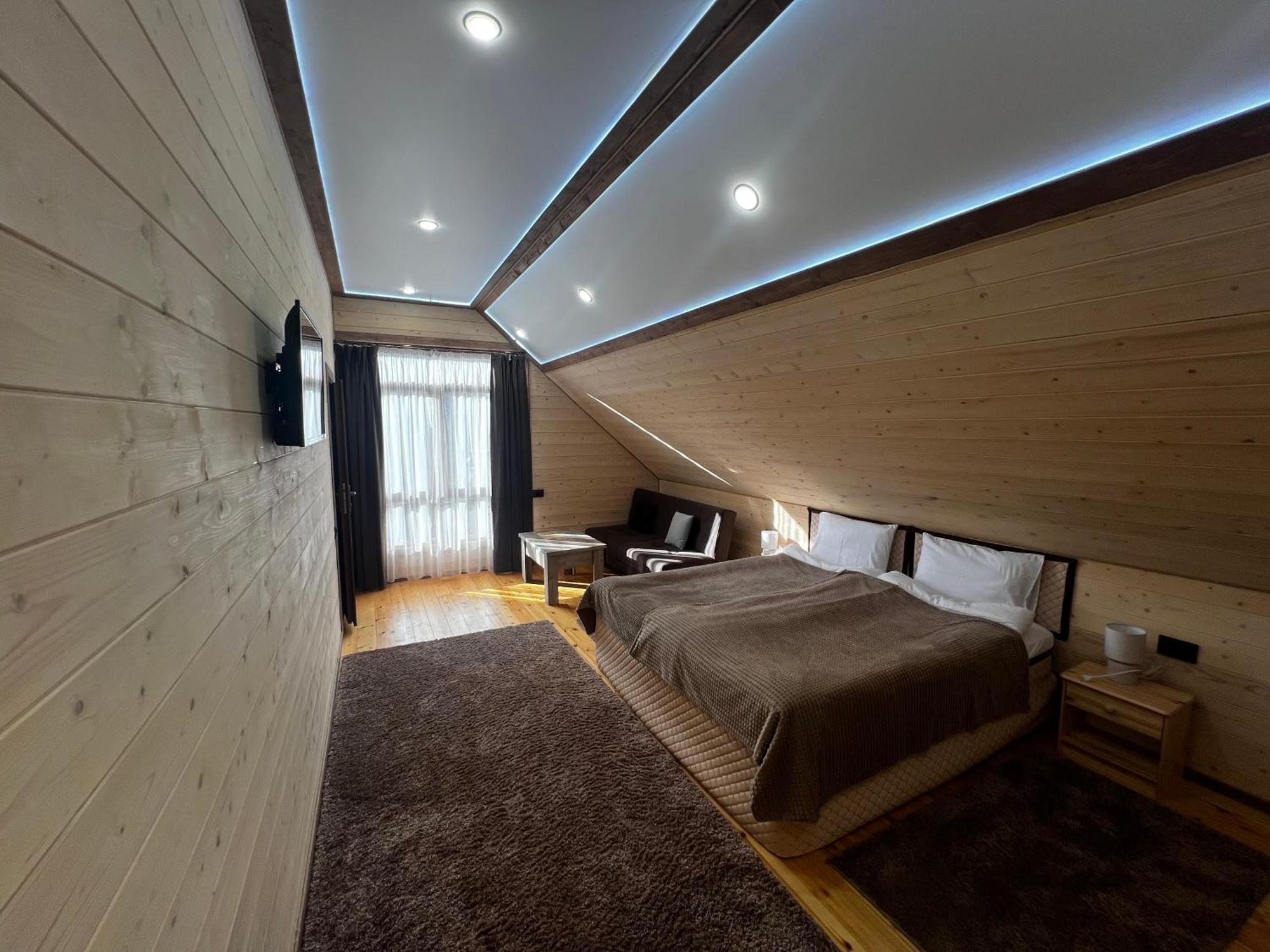 Maru House Hotel Dilidzjan Buitenkant foto